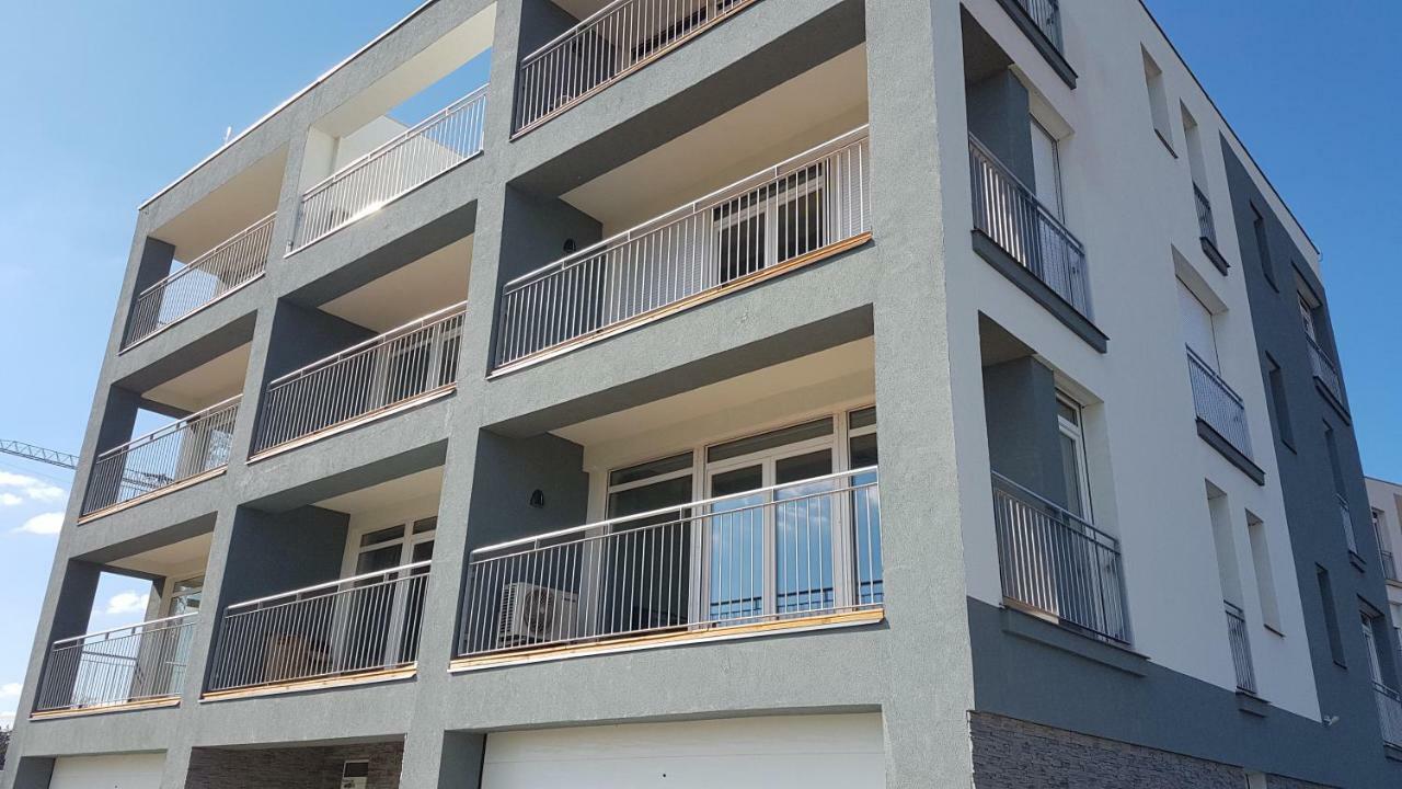 Lakefive Apartments Balatonfuered ภายนอก รูปภาพ