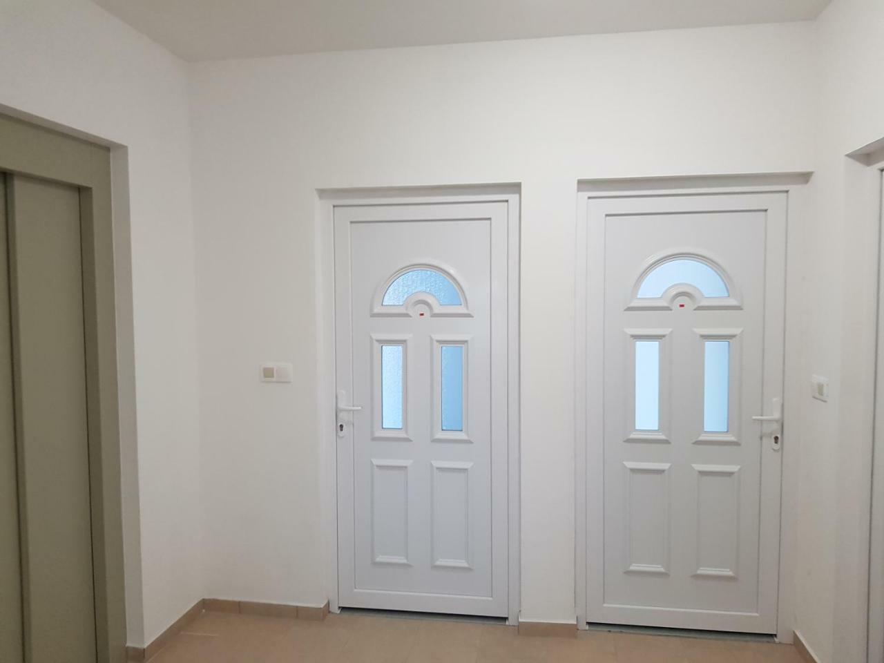 Lakefive Apartments Balatonfuered ภายนอก รูปภาพ