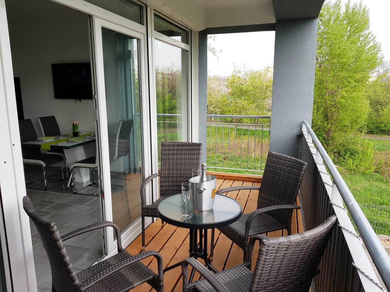 Lakefive Apartments Balatonfuered ภายนอก รูปภาพ
