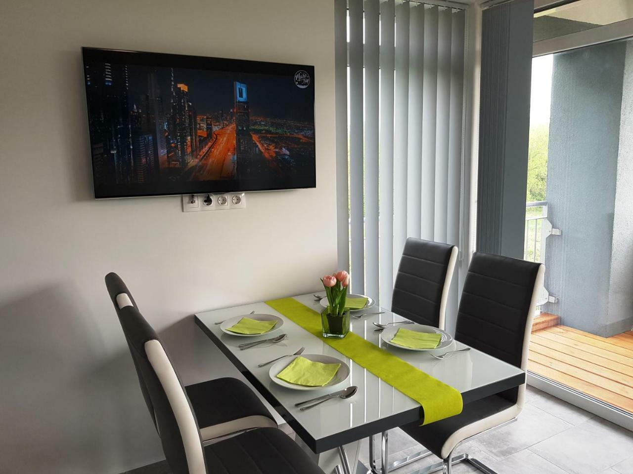 Lakefive Apartments Balatonfuered ภายนอก รูปภาพ