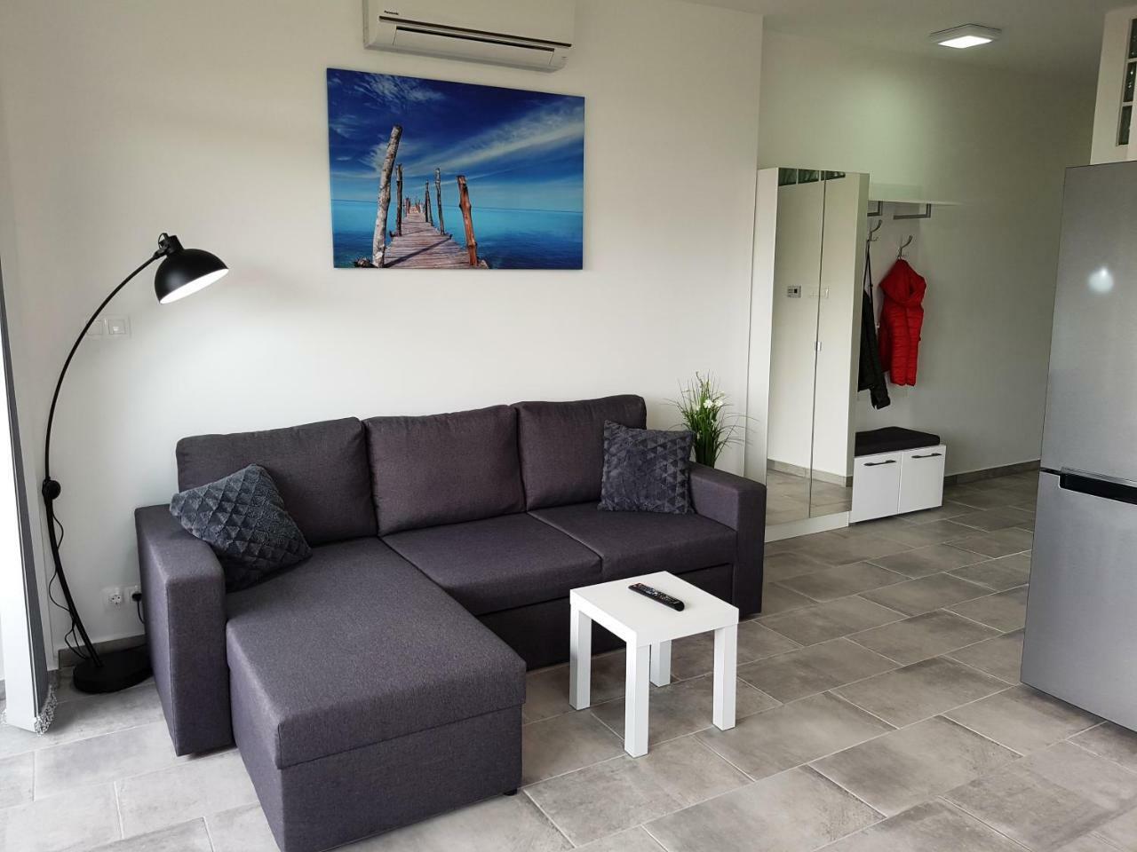 Lakefive Apartments Balatonfuered ภายนอก รูปภาพ