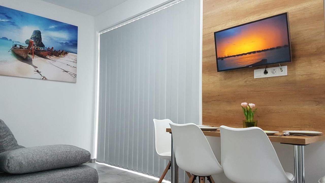 Lakefive Apartments Balatonfuered ภายนอก รูปภาพ